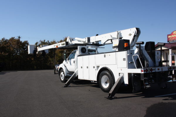 IMG 8680 600x400 - 2010 FORD F750 55FT BUCKET TRUCK
