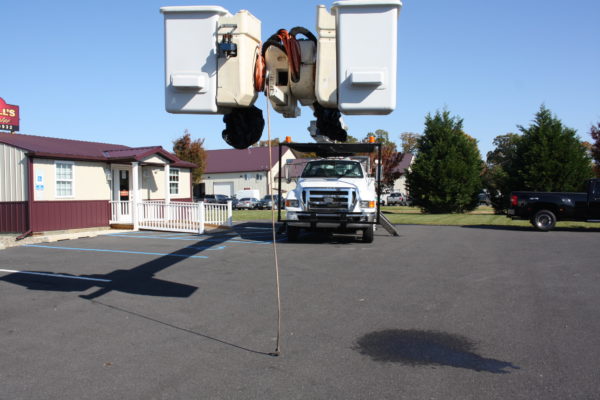 IMG 8686 600x400 - 2010 FORD F750 55FT BUCKET TRUCK