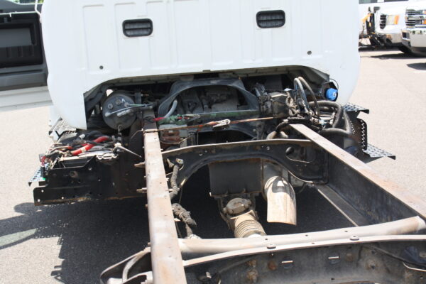 IMG 9549 600x400 - 2015 FORD F650 CAB AND CHASSIS