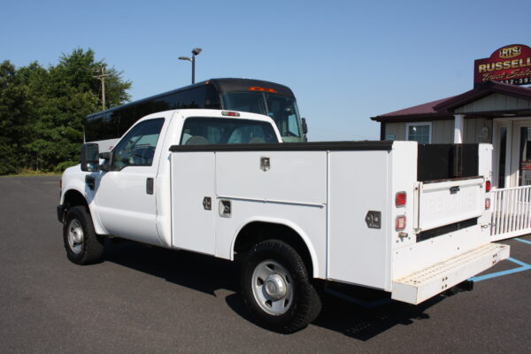 IMG 0254 1 600x400 - 2009 FORD F250 OPEN UTILITY TRUCK