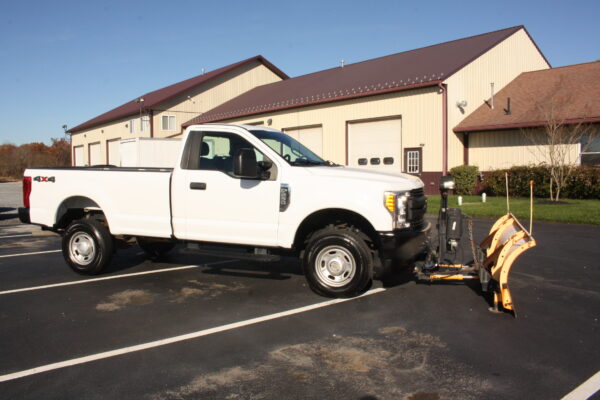 2017 Ford F250 Plow Truck - Image 4