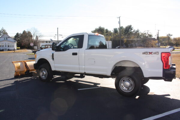 2017 Ford F250 Plow Truck - Image 8