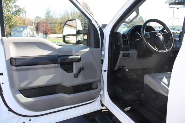 2017 Ford F250 Plow Truck - Image 10
