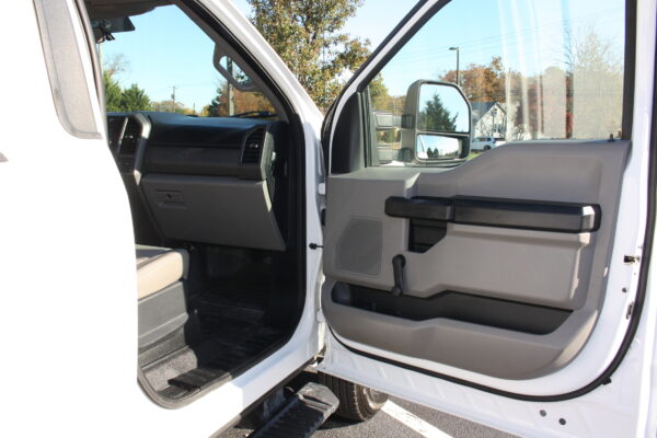 2017 Ford F250 Plow Truck - Image 19