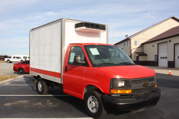 2009 Chevrolet 3500 Reefer Truck - Image 3