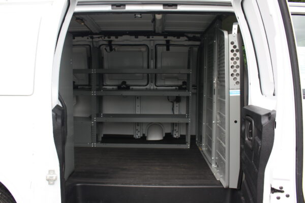2015 CHEVROLET EXPRESS 3500 CARGO VAN WITH ACCESS PACKAGE - Image 12