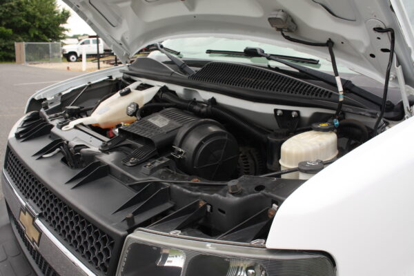 2015 CHEVROLET EXPRESS 3500 CARGO VAN WITH ACCESS PACKAGE - Image 25
