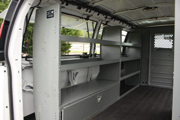 2015 CHEVROLET EXPRESS 3500 CARGO VAN WITH ACCESS PACKAGE - Image 29