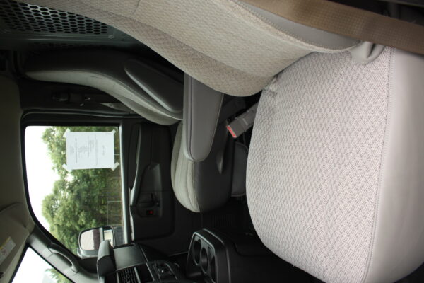 2015 CHEVROLET EXPRESS 3500 CARGO VAN WITH ACCESS PACKAGE - Image 35