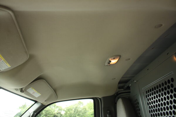 2015 CHEVROLET EXPRESS 3500 CARGO VAN WITH ACCESS PACKAGE - Image 32