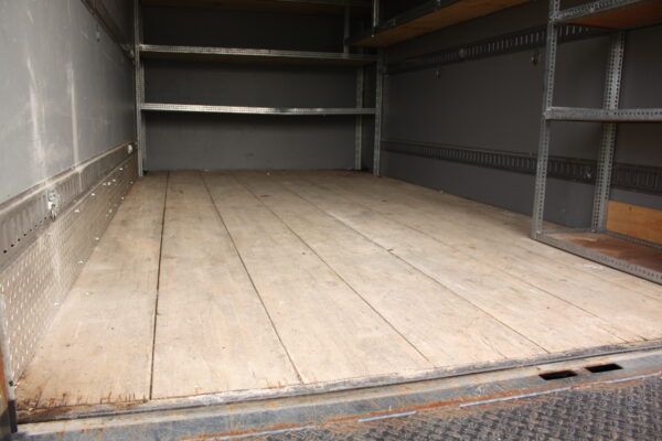 2015 ISUZU NPR BOX TRUCK WITH LIFT GATE - Image 23