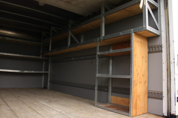 2015 ISUZU NPR BOX TRUCK WITH LIFT GATE - Image 22