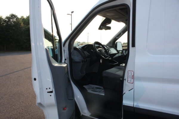 2019 FORD TRANSIT T-250 MOBILE LUBE VAN - Image 8
