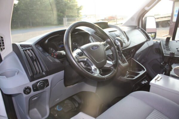 2019 FORD TRANSIT T-250 MOBILE LUBE VAN - Image 12