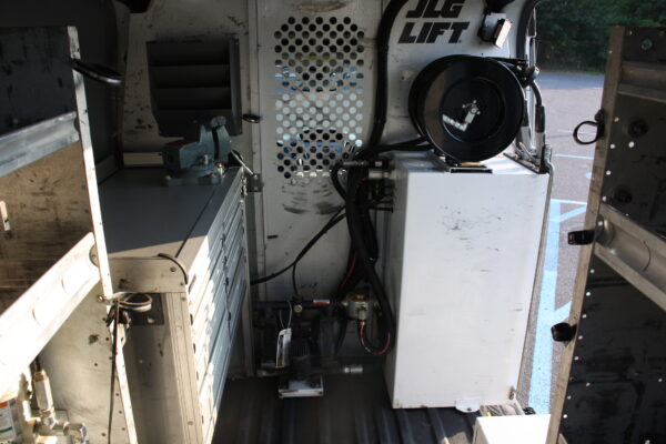 2019 FORD TRANSIT T-250 MOBILE LUBE VAN - Image 21