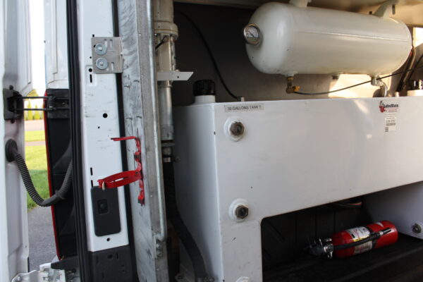 2019 FORD TRANSIT T-250 MOBILE LUBE VAN - Image 24