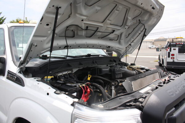 2015 Ford F350 4x4 Utility Truck - Image 14