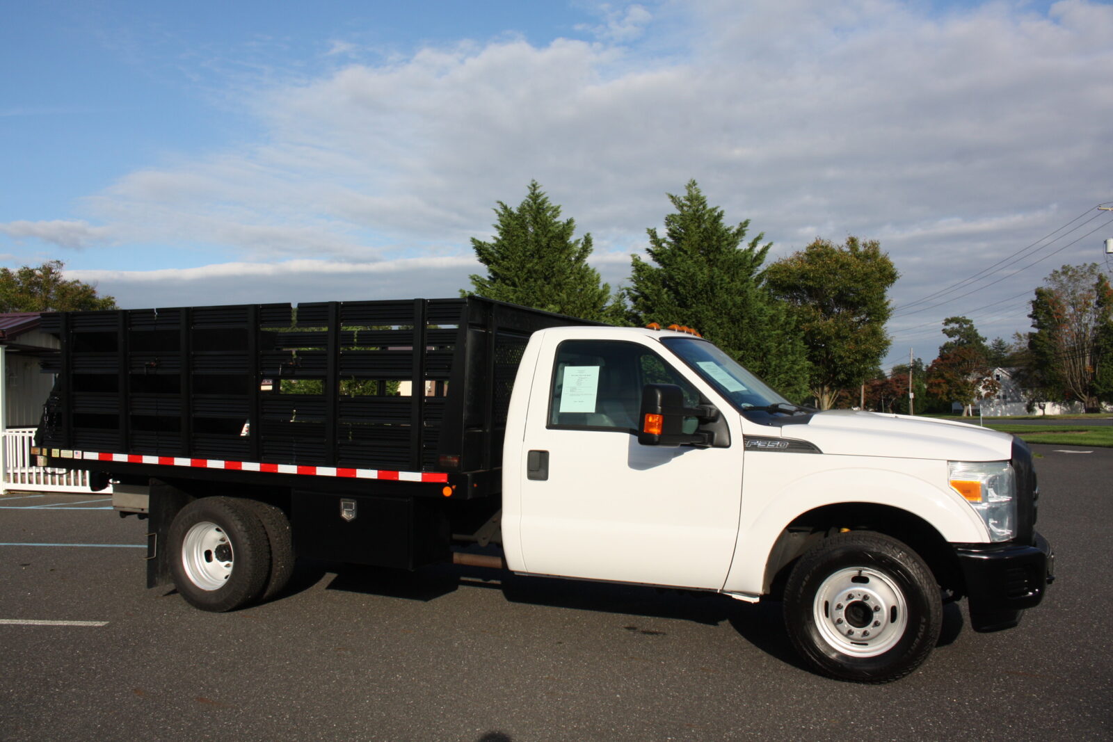 IMG_1118 2016 FORD F350 12FT STAKE BODY TRUCK - Image 4