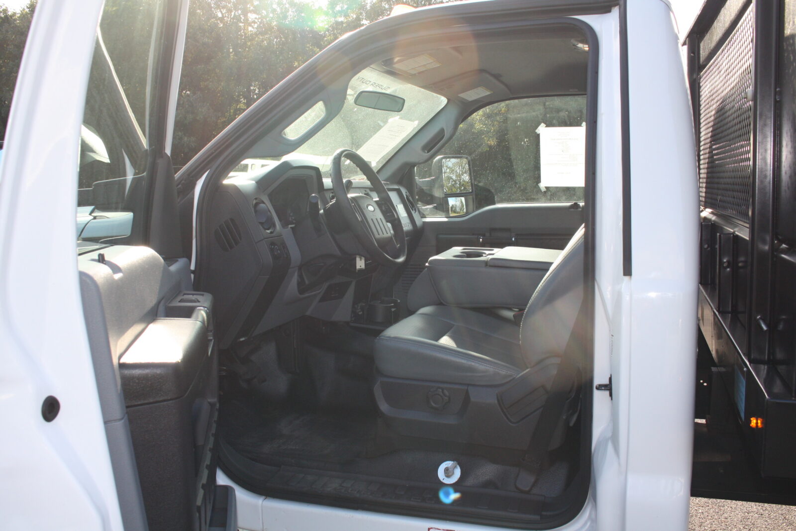 IMG_1124 2016 FORD F350 12FT STAKE BODY TRUCK - Image 10