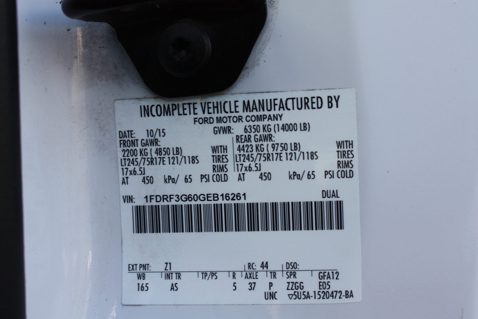 IMG_1130 2016 FORD F350 12FT STAKE BODY TRUCK - Image 16