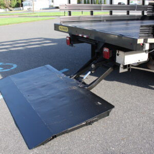 IMG_1135 2016 FORD F350 12FT STAKE BODY TRUCK - Image 21