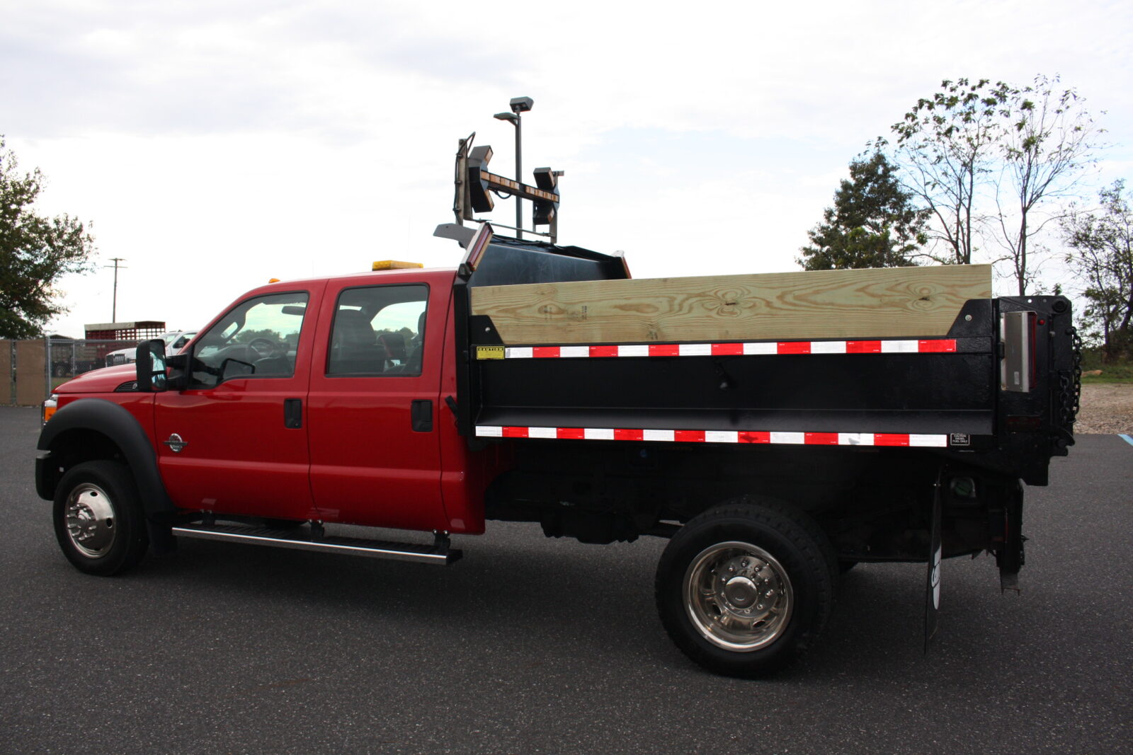 IMG_1151 2013 FORD F550 CREW CAB DUMP TRUCK - Image 9