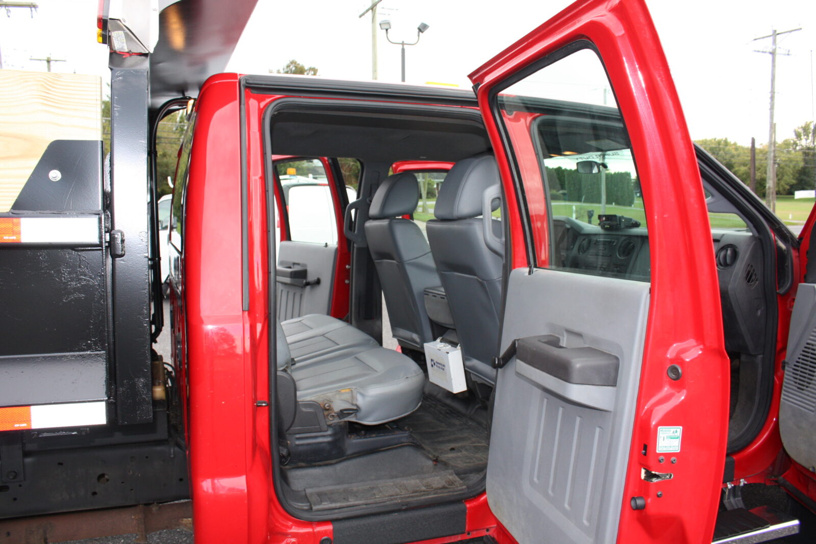 IMG_1161 2013 FORD F550 CREW CAB DUMP TRUCK - Image 19
